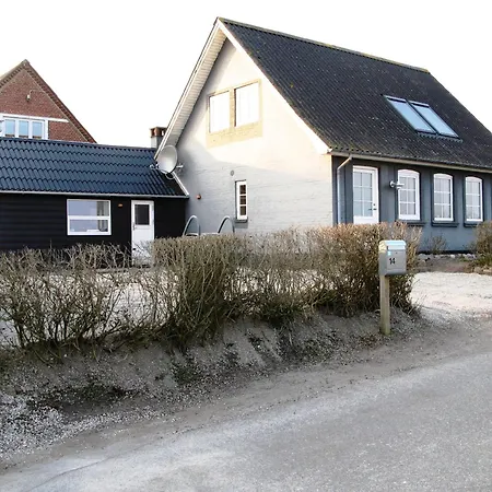 In With 3 Bedrooms And Wifi Prázdninový dům *