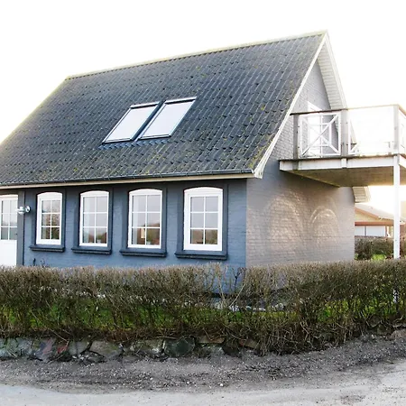 Prázdninový dům In With 3 Bedrooms And Wifi *
